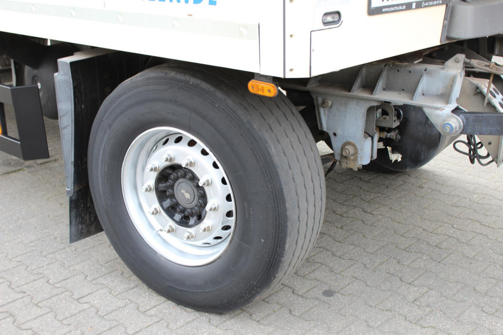 SCHMITZ TK SLX 100 Strom Aluboden FRC - Trailer berpendingin: gambar 4 SCHMITZ TK SLX 100 Strom Aluboden FRC - Trailer berpendingin: gambar 4