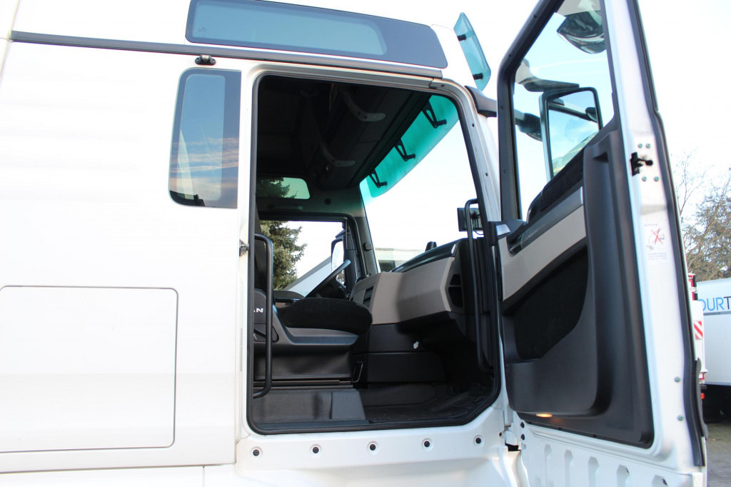 MAN TGX 18.510 E6 XXL Retarder Kühlbox Navi - Tractor head: gambar 2 MAN TGX 18.510 E6 XXL Retarder Kühlbox Navi - Tractor head: gambar 2