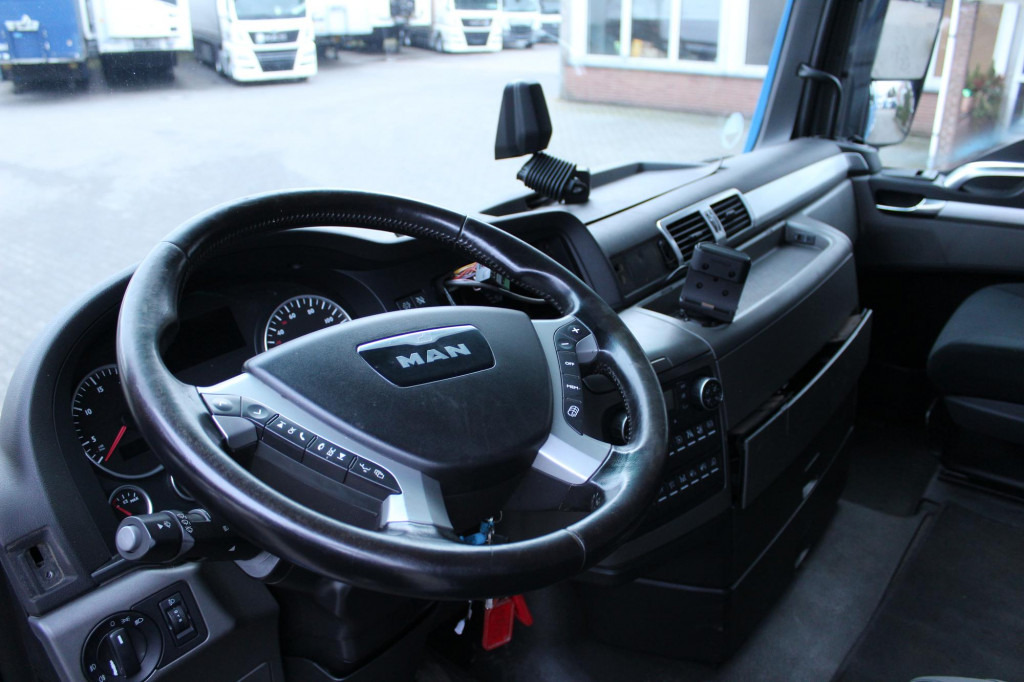 MAN TGX 480 XXL Retarder Standklima Xenon VIN:HM - Tractor head: gambar 5 MAN TGX 480 XXL Retarder Standklima Xenon VIN:HM - Tractor head: gambar 5