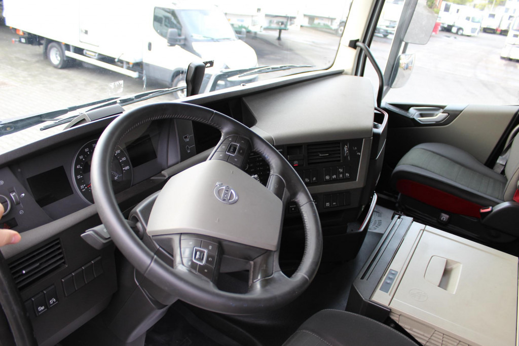 Volvo FH 500 E6 Globe I-Park Cool Kühlbox Navi - Tractor head: gambar 5 Volvo FH 500 E6 Globe I-Park Cool Kühlbox Navi - Tractor head: gambar 5