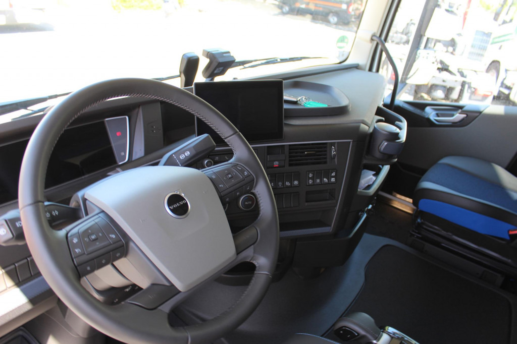Volvo FH 500 Globe XL I-Park Cool Navi Miete-Rent! - Tractor head: gambar 4 Volvo FH 500 Globe XL I-Park Cool Navi Miete-Rent! - Tractor head: gambar 4