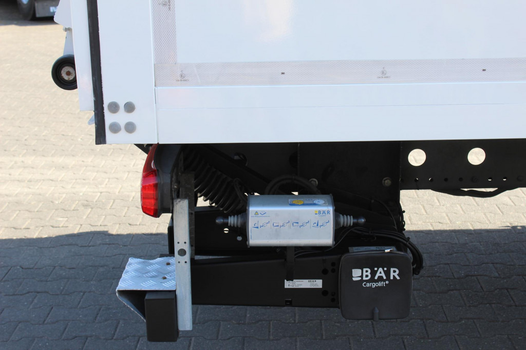 Mercedes-Benz Atego 1321 E6 Koffer Klima Kamera Schalter LBW - Truk: gambar 5 Mercedes-Benz Atego 1321 E6 Koffer Klima Kamera Schalter LBW - Truk: gambar 5