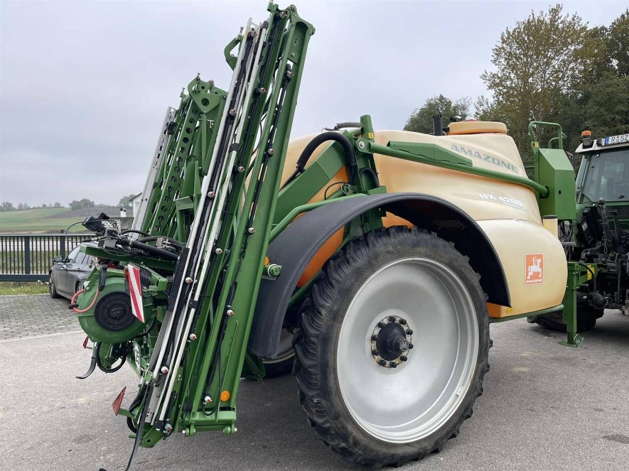 Amazone UX 4200 Special, Baujahr 2009 - Penyemprot tertinggal: gambar 5 Amazone UX 4200 Special, Baujahr 2009 - Penyemprot tertinggal: gambar 5