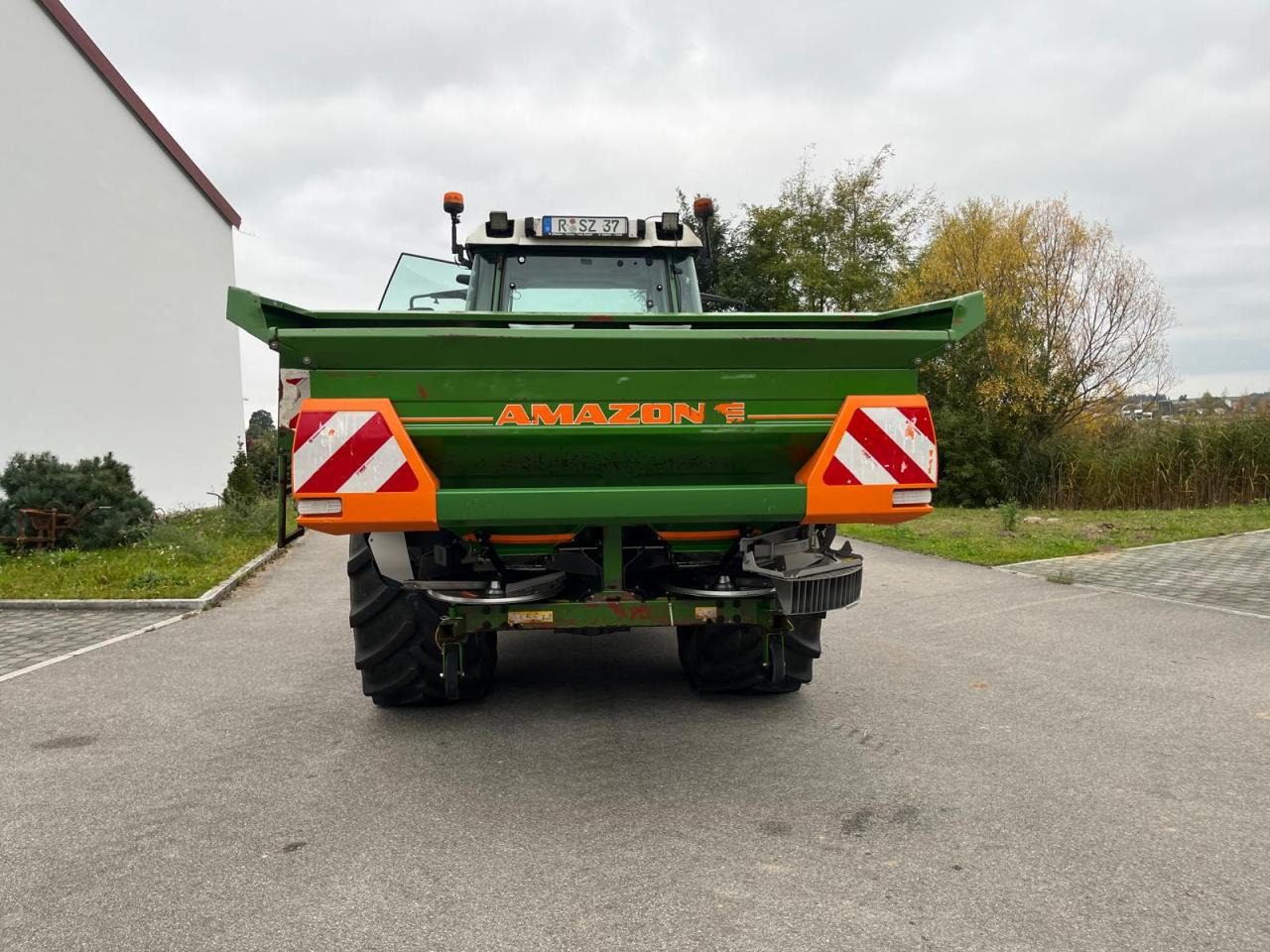 Amazone ZA-M 1501 Profis, Wiegestreuer, 2500 Liter - Penyebar pupuk: gambar 2 Amazone ZA-M 1501 Profis, Wiegestreuer, 2500 Liter - Penyebar pupuk: gambar 2