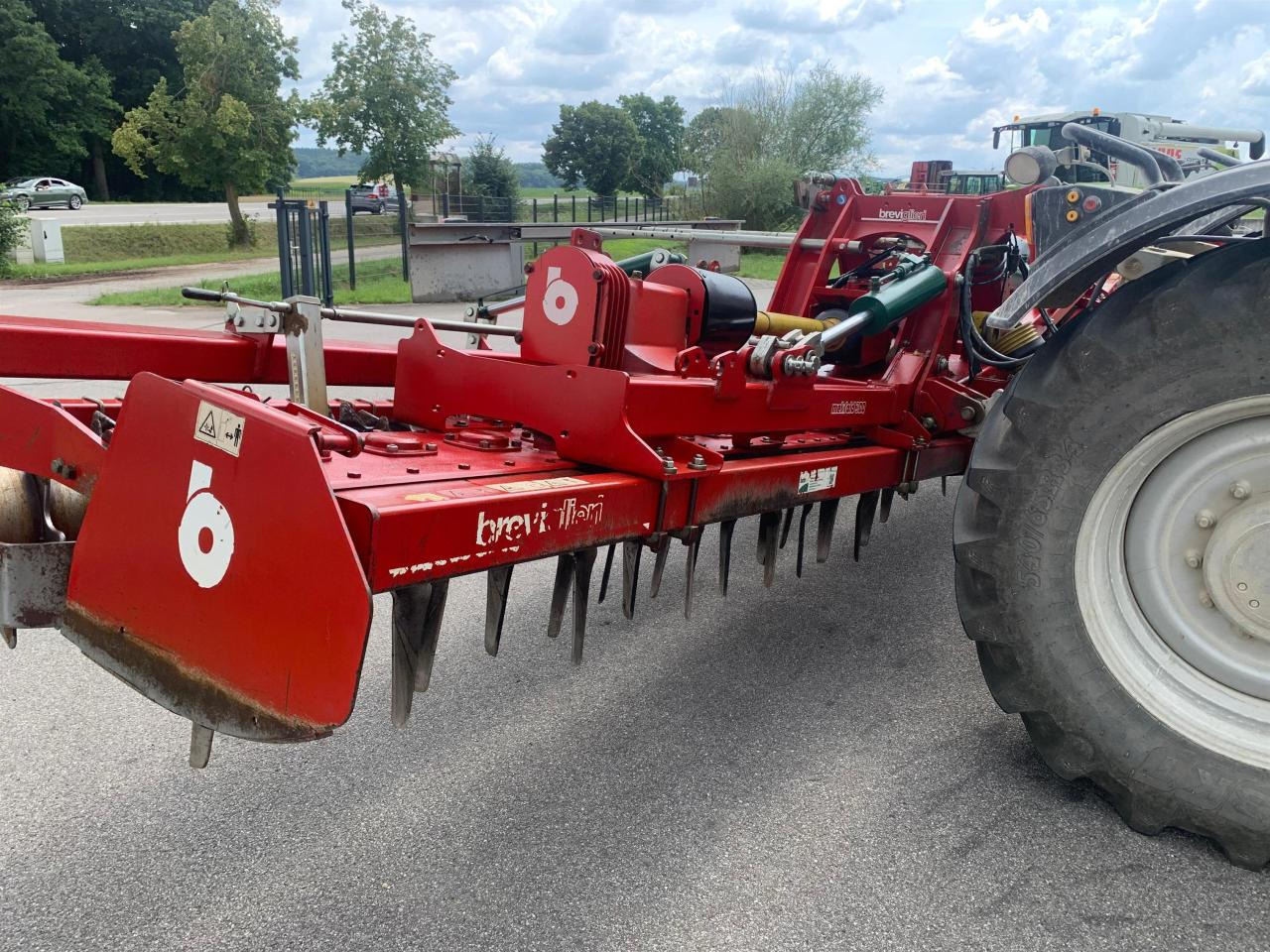 Breviglieri Makfold 300 Kreiselegge / 6m AB / Zinken NEU - Mesin pengolahan tanah: gambar 4 Breviglieri Makfold 300 Kreiselegge / 6m AB / Zinken NEU - Mesin pengolahan tanah: gambar 4