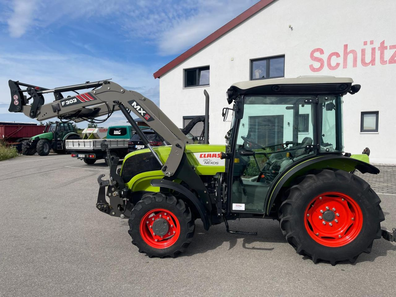 CLAAS Nexos 210 mit Frontlader, 236Bh, FZW, NEUWERTIG! - Traktor: gambar 2 CLAAS Nexos 210 mit Frontlader, 236Bh, FZW, NEUWERTIG! - Traktor: gambar 2