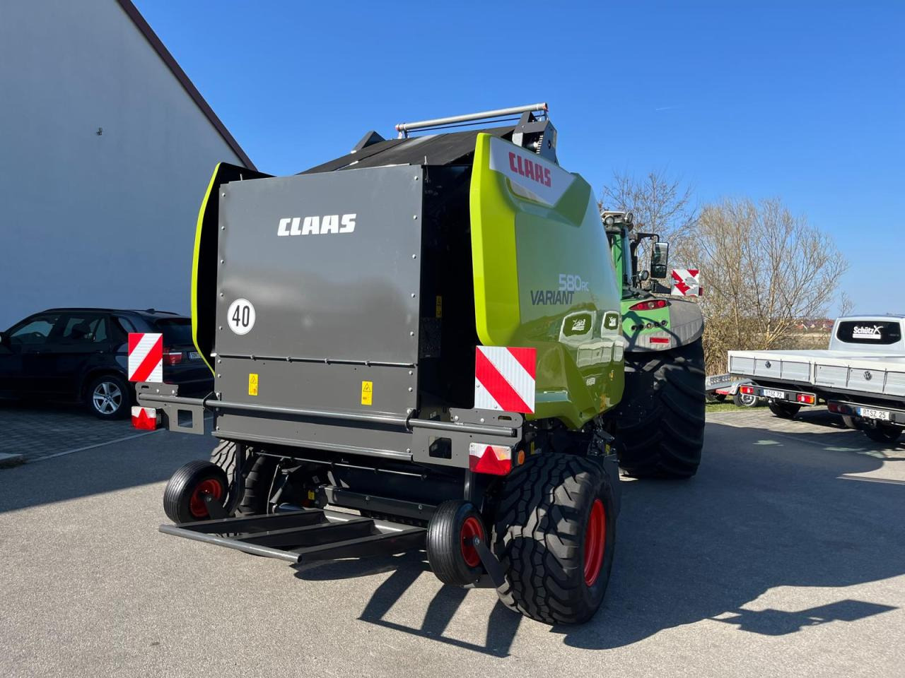CLAAS Variant 580 RC neuwertige Claas Rundballenpresse, Baujahr 2023, ca. 1128 Ballen - Baler bulat: gambar 4 CLAAS Variant 580 RC neuwertige Claas Rundballenpresse, Baujahr 2023, ca. 1128 Ballen - Baler bulat: gambar 4