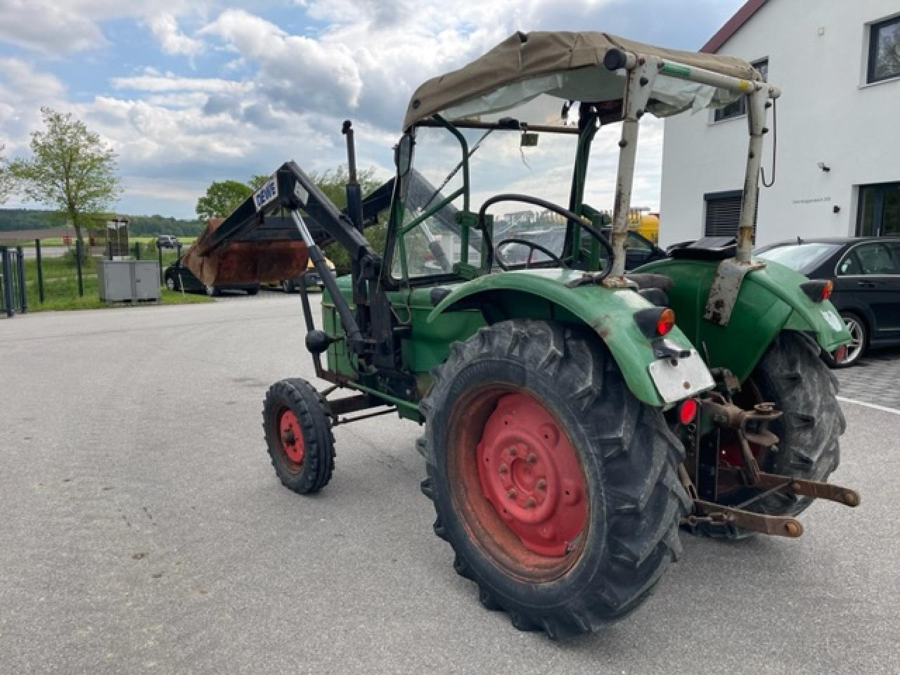 Deutz-Fahr D 4005 mit Frontlader / Oldtimer - Traktor: gambar 3 Deutz-Fahr D 4005 mit Frontlader / Oldtimer - Traktor: gambar 3