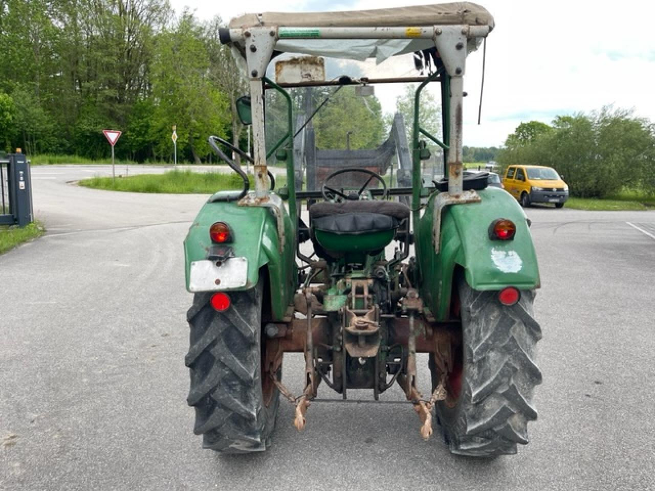 Deutz-Fahr D 4005 mit Frontlader / Oldtimer - Traktor: gambar 4 Deutz-Fahr D 4005 mit Frontlader / Oldtimer - Traktor: gambar 4