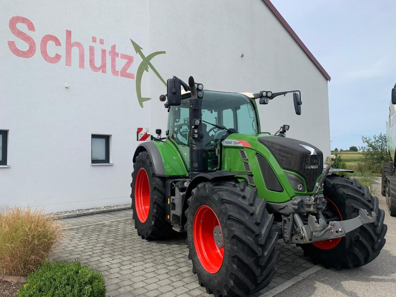 Fendt 724 Vario Power Plus mit GPS - Traktor: gambar 2 Fendt 724 Vario Power Plus mit GPS - Traktor: gambar 2