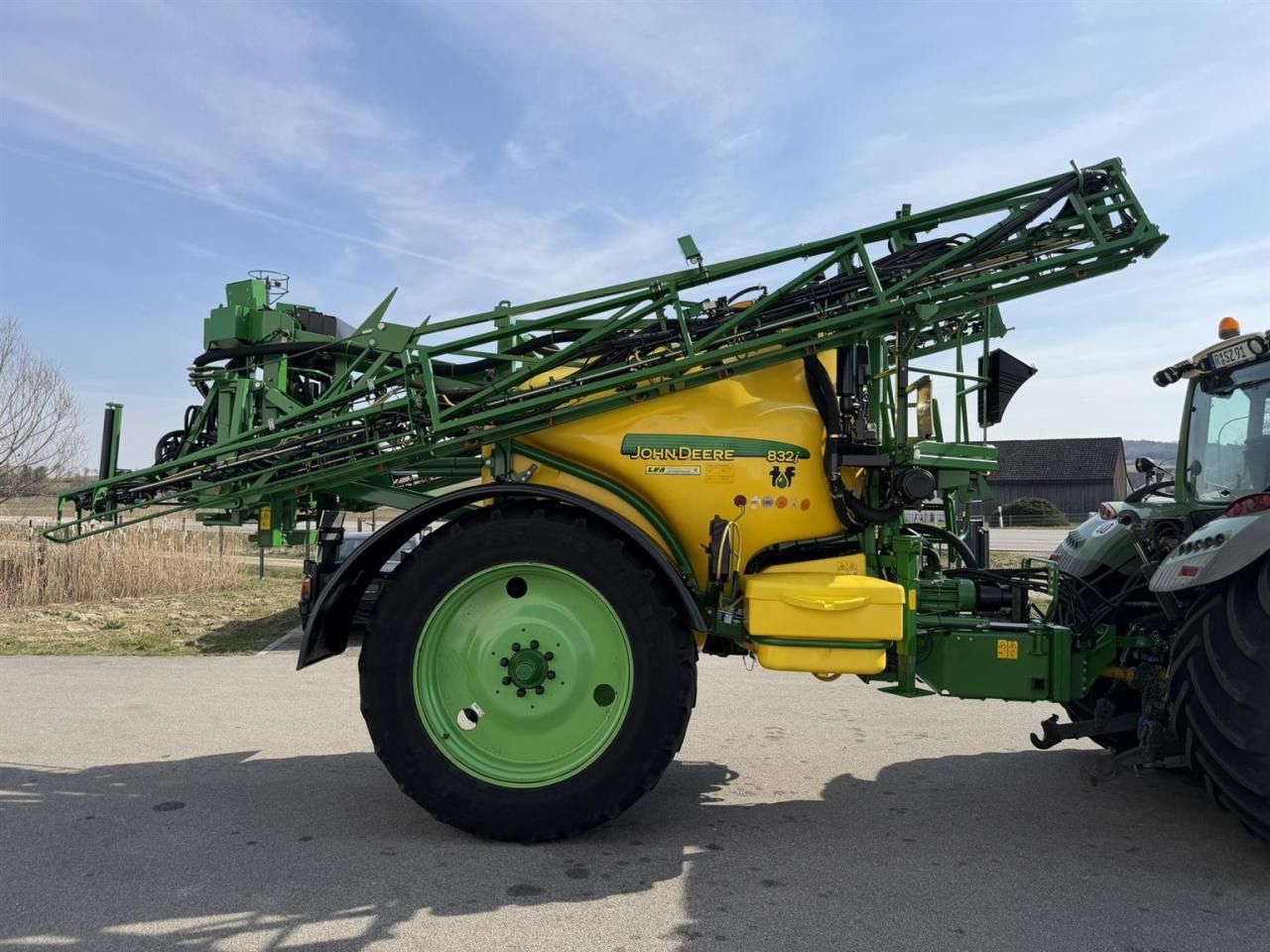 John Deere 832i TF Spritze, Distance Control, Section Control, mit Lenkung - Penyemprot tertinggal: gambar 5 John Deere 832i TF Spritze, Distance Control, Section Control, mit Lenkung - Penyemprot tertinggal: gambar 5