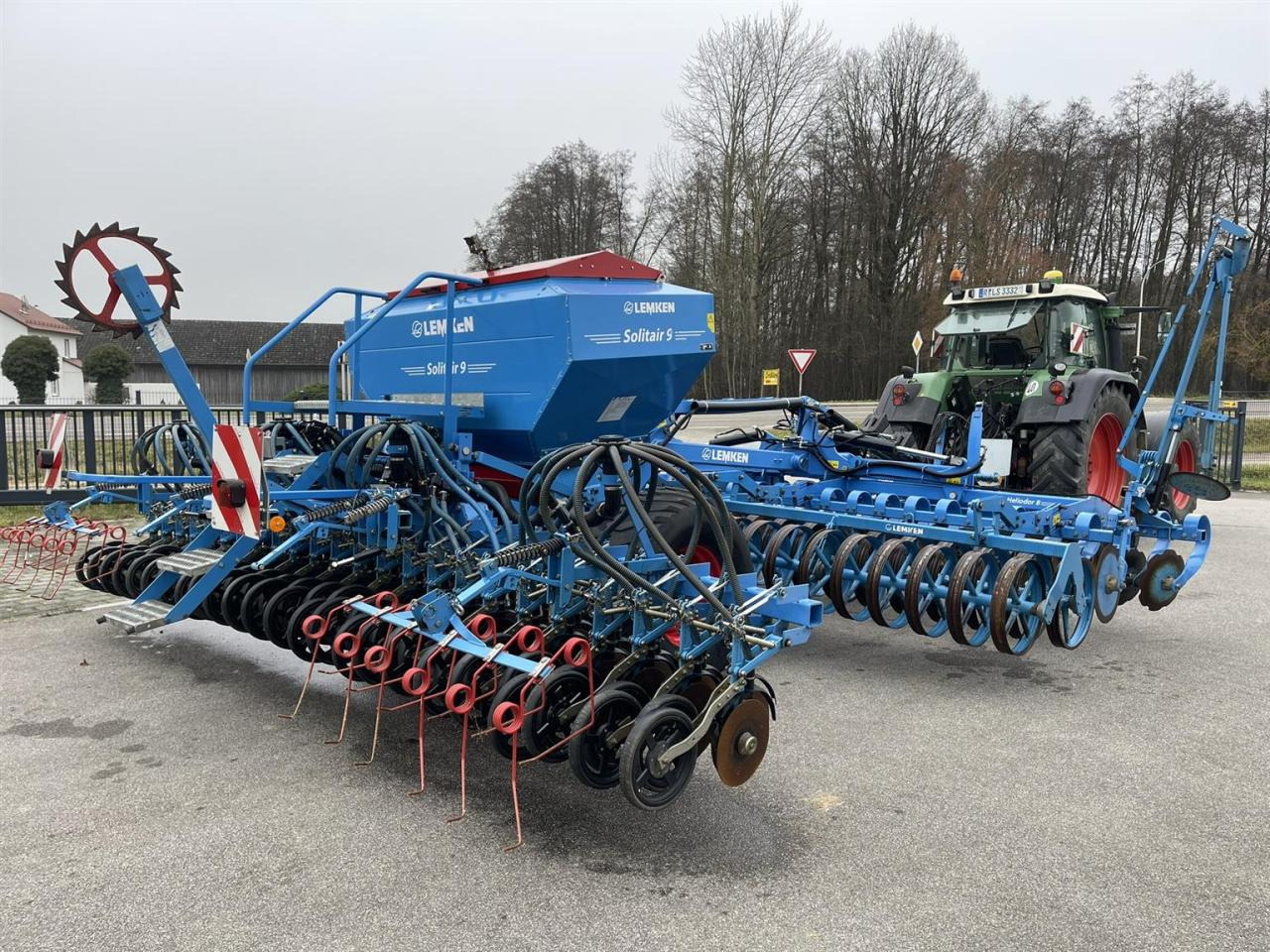 Lemken Lemken Solitär 9 Heliodor Scheibenegge Sämaschine - Menggabungkan bor benih: gambar 3 Lemken Lemken Solitär 9 Heliodor Scheibenegge Sämaschine - Menggabungkan bor benih: gambar 3