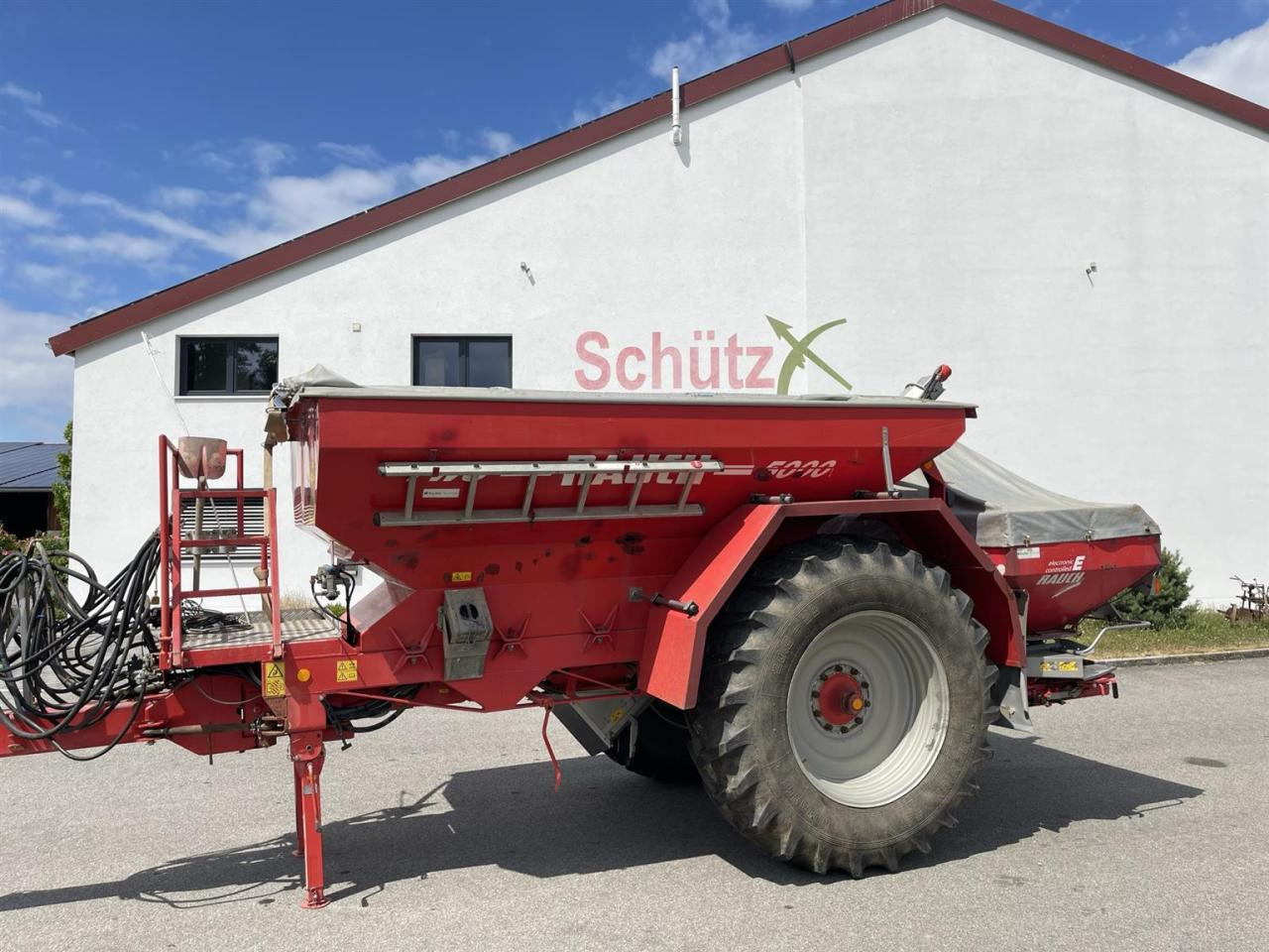 Rauch TWS 5000 Düngerwagen mit Deichsel-Lenkung mit Düngestreuer Axera H-EMC - Penyebar pupuk: gambar 2 Rauch TWS 5000 Düngerwagen mit Deichsel-Lenkung mit Düngestreuer Axera H-EMC - Penyebar pupuk: gambar 2