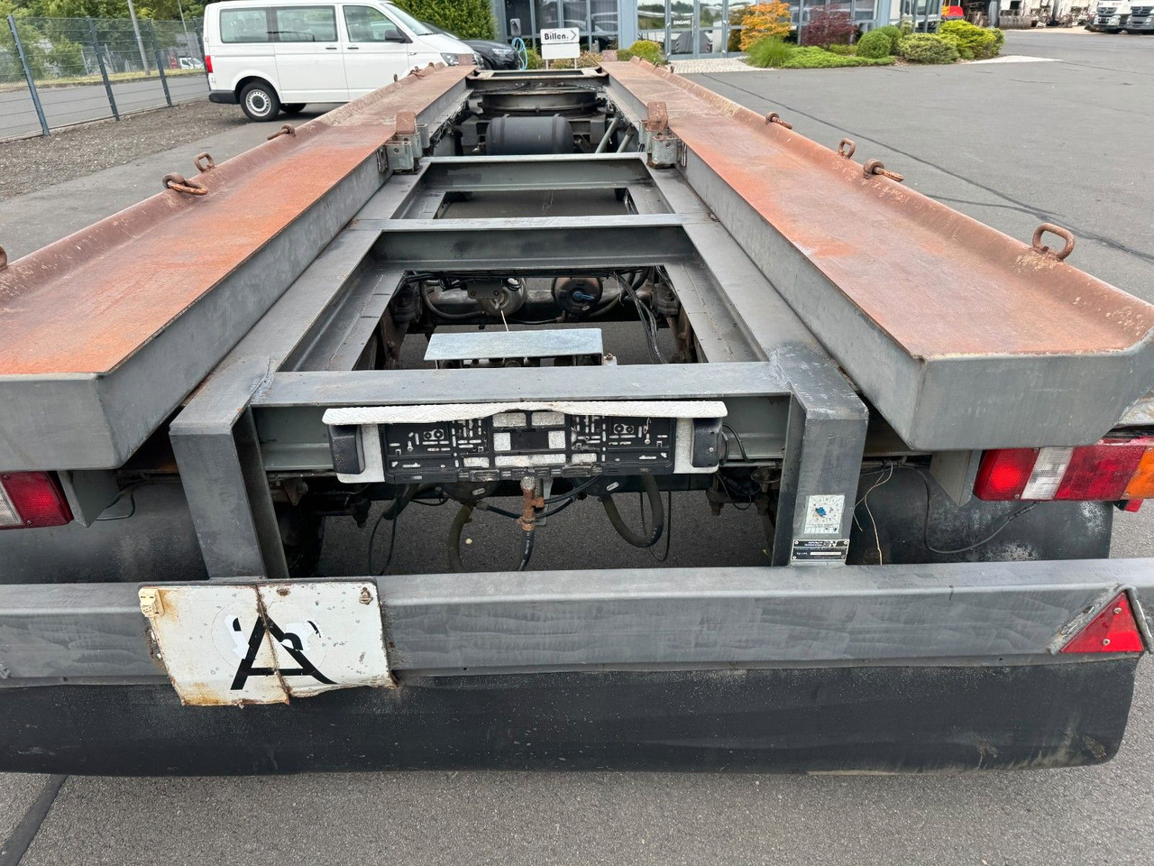 Hüffermann HMA 24.24 3- Achs- Blattfederung - Trailer lewati: gambar 5 Hüffermann HMA 24.24 3- Achs- Blattfederung - Trailer lewati: gambar 5