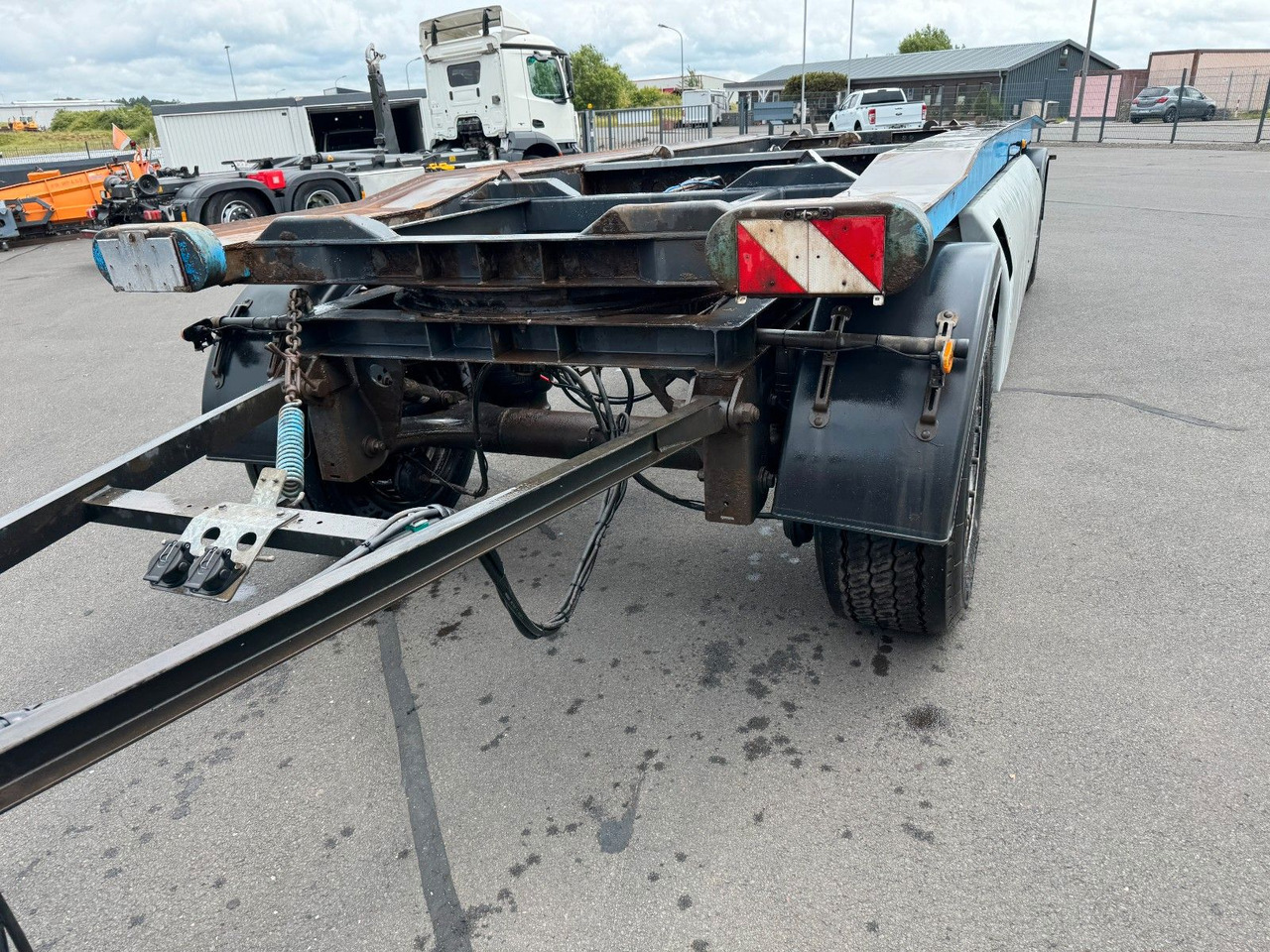 Jung CA 18 J Apollino K 4 2- Achs Abroll - Trailer lewati: gambar 5 Jung CA 18 J Apollino K 4 2- Achs Abroll - Trailer lewati: gambar 5