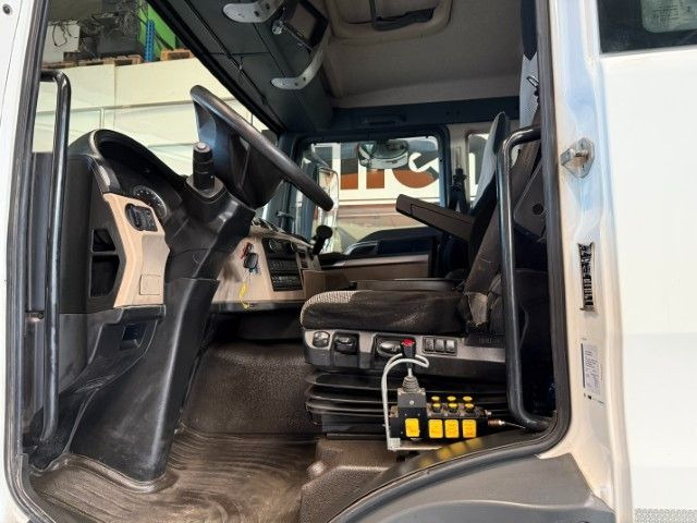 Hook lift MAN 26.460 6x2 Hyfva 20.26 S: gambar 16 Hook lift MAN 26.460 6x2 Hyfva 20.26 S: gambar 16