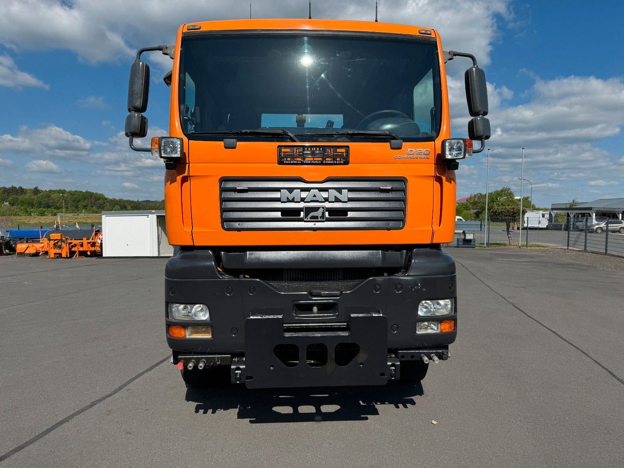 MAN TGA 18.350 4x4 Meiler Abroller RK 14.45 Winterd. - Hook lift: gambar 4 MAN TGA 18.350 4x4 Meiler Abroller RK 14.45 Winterd. - Hook lift: gambar 4