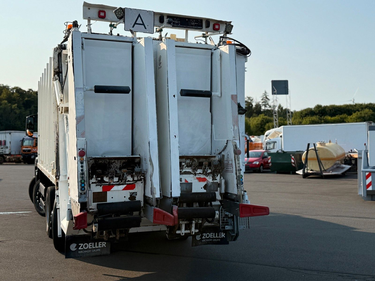 MAN TGS 32.360 8x2 Zoeller Mekam, duo Schütte - Truk sampah: gambar 5 MAN TGS 32.360 8x2 Zoeller Mekam, duo Schütte - Truk sampah: gambar 5