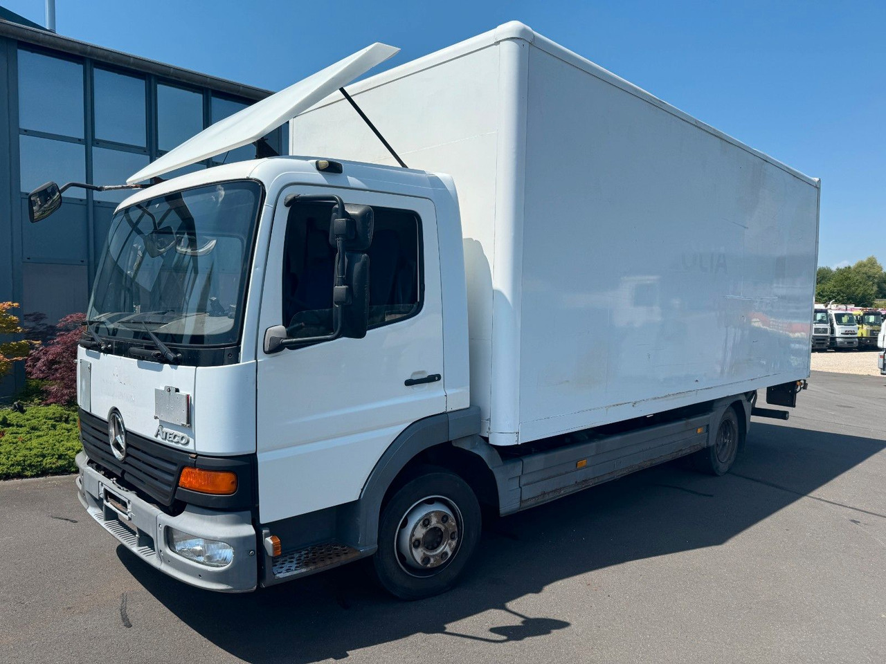 Mercedes-Benz 818 Koffer / LBW / AHK + DL - Van box: gambar 1 Mercedes-Benz 818 Koffer / LBW / AHK + DL - Van box: gambar 1