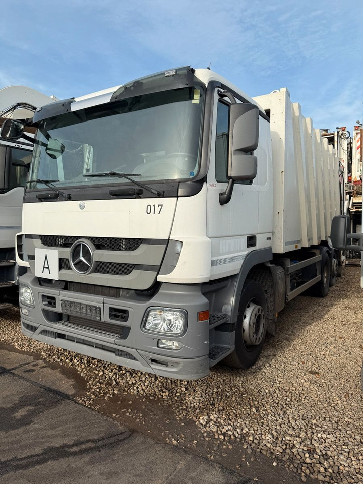 Mercedes-Benz Actros 2532 6x2 MP3 Faun Power Press 524 - Truk sampah: gambar 1 Mercedes-Benz Actros 2532 6x2 MP3 Faun Power Press 524 - Truk sampah: gambar 1
