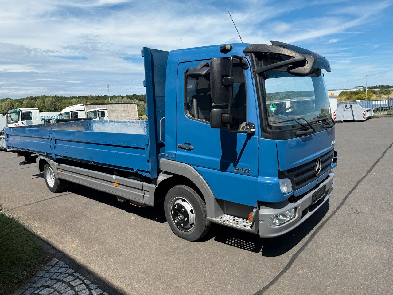 Mercedes-Benz Atego 816 Euro 5 AHK + Druckluftanschlüssen - Truk flatbed: gambar 1 Mercedes-Benz Atego 816 Euro 5 AHK + Druckluftanschlüssen - Truk flatbed: gambar 1