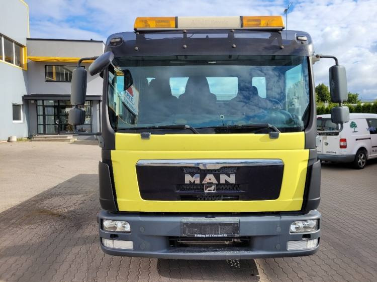 MAN TGL 8.150 10.2011 EURO5 141520km ONLY - Truk flatbed: gambar 2 MAN TGL 8.150 10.2011 EURO5 141520km ONLY - Truk flatbed: gambar 2