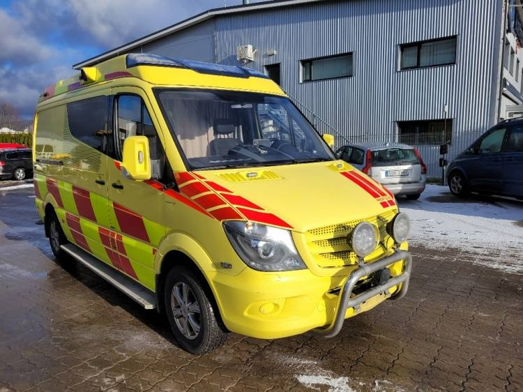 MERCEDES – BENZ SPRINTER 3.0D AMBULANCE (PROFILE) KLIMA 2.2016 EURO 6 - Ambulans: gambar 1 MERCEDES – BENZ SPRINTER 3.0D AMBULANCE (PROFILE) KLIMA 2.2016 EURO 6 - Ambulans: gambar 1
