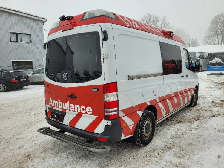 MERCEDES – BENZ SPRINTER 3.0D AMBULANCE (PROFILE) KLIMA 7.2015 EURO 6 - Ambulans: gambar 4 MERCEDES – BENZ SPRINTER 3.0D AMBULANCE (PROFILE) KLIMA 7.2015 EURO 6 - Ambulans: gambar 4