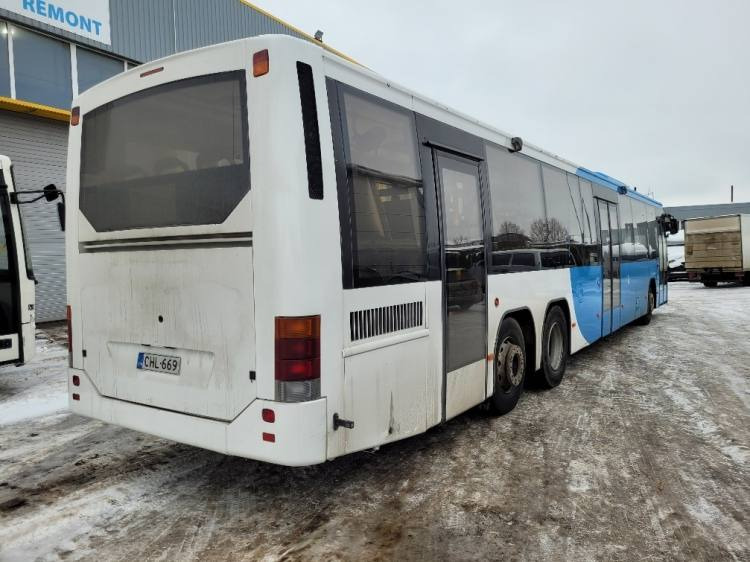 VOLVO B12BLE 8700 KLIMA, 8.2010, EURO 5, RAMP, 58 seats, 14,7m - Bus pinggiran kota: gambar 4 VOLVO B12BLE 8700 KLIMA, 8.2010, EURO 5, RAMP, 58 seats, 14,7m - Bus pinggiran kota: gambar 4