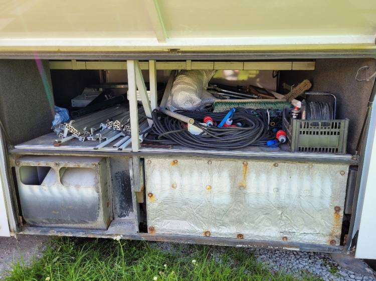 VOLVO B12M BERKHOF AXIAL70 MOTORHOME KLIMA 3.2003 - Bus pariwisata: gambar 5 VOLVO B12M BERKHOF AXIAL70 MOTORHOME KLIMA 3.2003 - Bus pariwisata: gambar 5