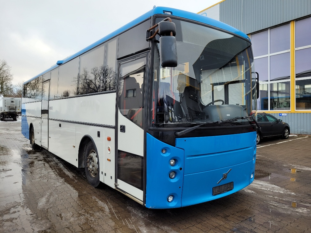 VOLVO B9R VEST HORISONT, KLIIMA, 7.2012, EURO 5, HANDICAP LIFT, 45 seats, 12,7m  - Bus pinggiran kota: gambar 1 VOLVO B9R VEST HORISONT, KLIIMA, 7.2012, EURO 5, HANDICAP LIFT, 45 seats, 12,7m  - Bus pinggiran kota: gambar 1