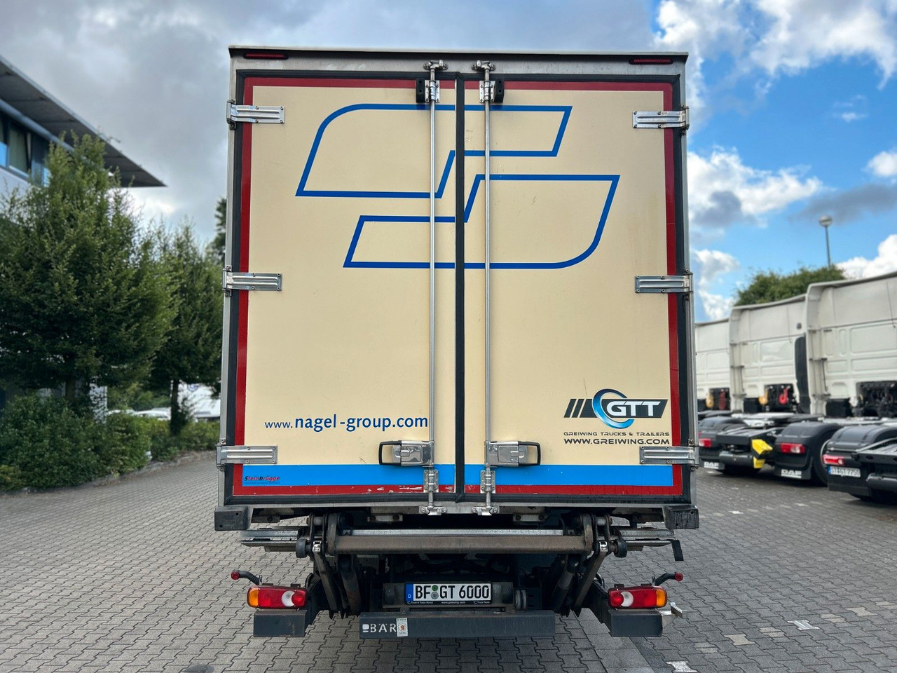 DAF LF 290 FA 16 to. Multitemp., TK T-1000 R - Truk berpendingin: gambar 4 DAF LF 290 FA 16 to. Multitemp., TK T-1000 R - Truk berpendingin: gambar 4
