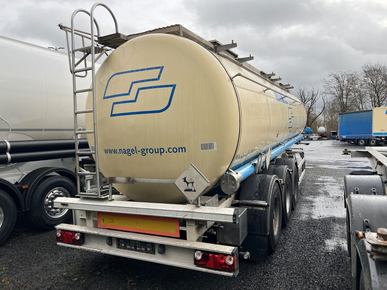 Lag 32.000 l Lebensmitteltank, 3 Kammern, ADR - Semi-trailer tangki: gambar 3 Lag 32.000 l Lebensmitteltank, 3 Kammern, ADR - Semi-trailer tangki: gambar 3