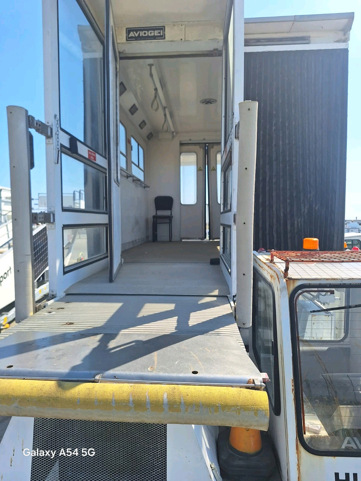 Aviogei EAU1000 - Ambulift: gambar 2 Aviogei EAU1000 - Ambulift: gambar 2