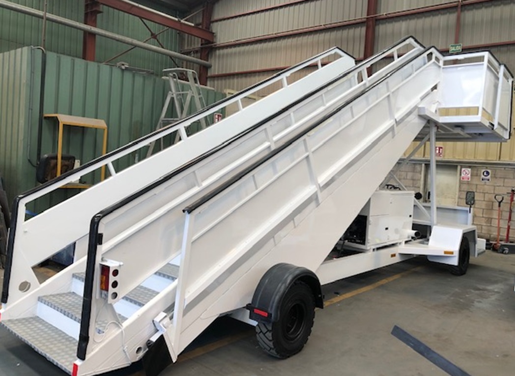 EINSA Passenger Stairs EDU Wide - Tangga pesawat: gambar 5 EINSA Passenger Stairs EDU Wide - Tangga pesawat: gambar 5