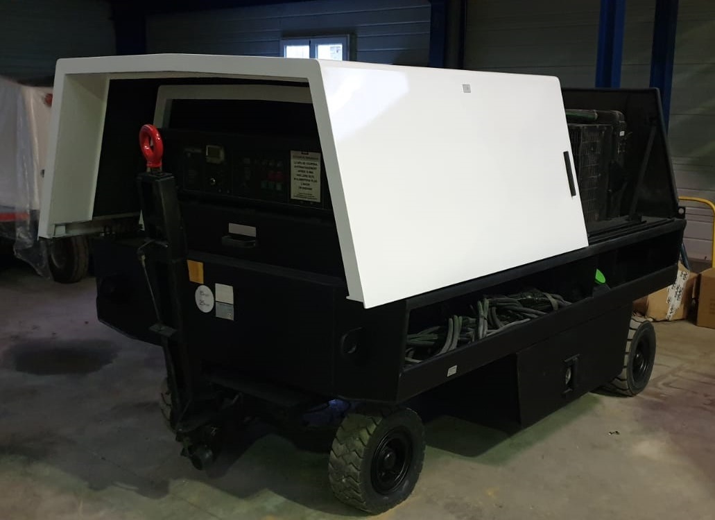 Houchin GPU C690 90KvA+28DC - Ground power unit: gambar 4 Houchin GPU C690 90KvA+28DC - Ground power unit: gambar 4