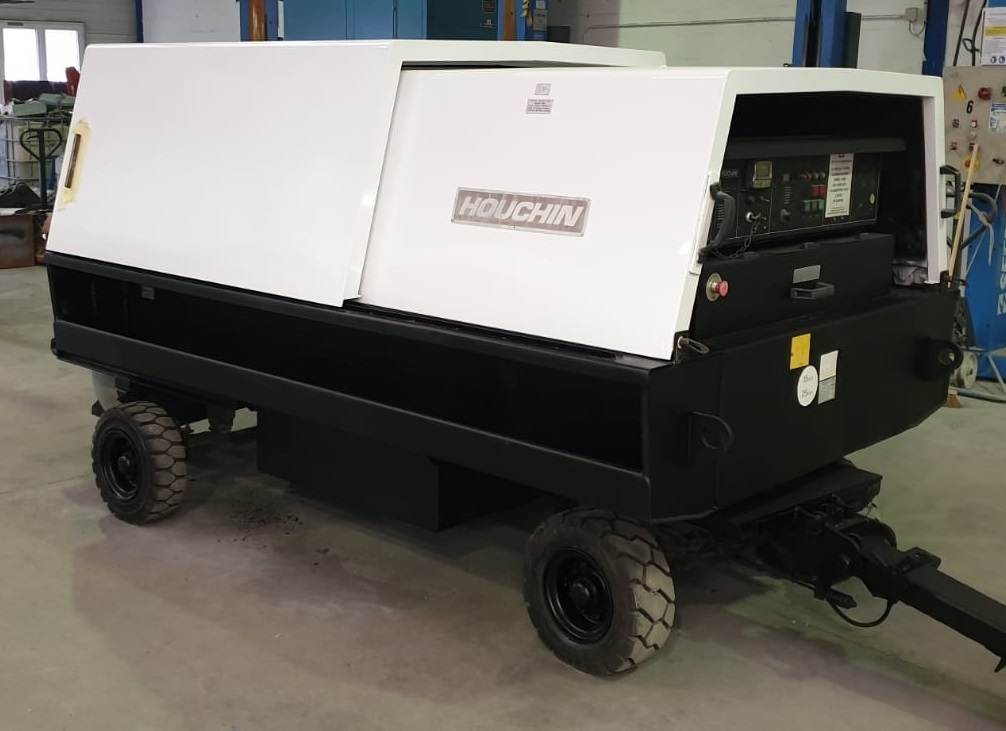 Houchin GPU C690 90KvA+28DC - Ground power unit: gambar 1 Houchin GPU C690 90KvA+28DC - Ground power unit: gambar 1