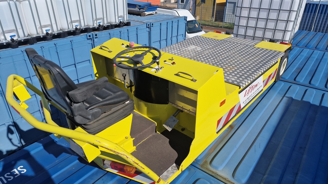 Liftow 75C - Traktor mundur: gambar 1 Liftow 75C - Traktor mundur: gambar 1