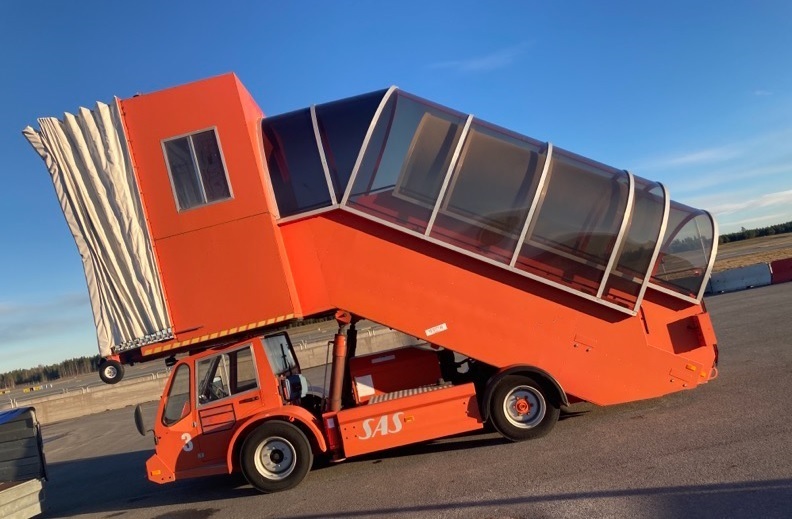 Mallaghan Passenger Stairs Eurostair - Tangga pesawat: gambar 1 Mallaghan Passenger Stairs Eurostair - Tangga pesawat: gambar 1