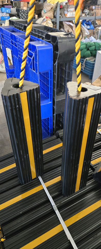 AirBusiness GSE aircraft shocks - Peralatan pendukung darat: gambar 2 AirBusiness GSE aircraft shocks - Peralatan pendukung darat: gambar 2