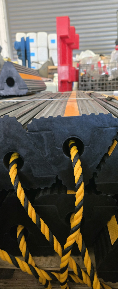 AirBusiness GSE aircraft shocks - Peralatan pendukung darat: gambar 3 AirBusiness GSE aircraft shocks - Peralatan pendukung darat: gambar 3