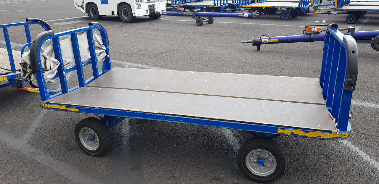 Baggage Cart FEMISA - Peralatan pendukung darat: gambar 2 Baggage Cart FEMISA - Peralatan pendukung darat: gambar 2