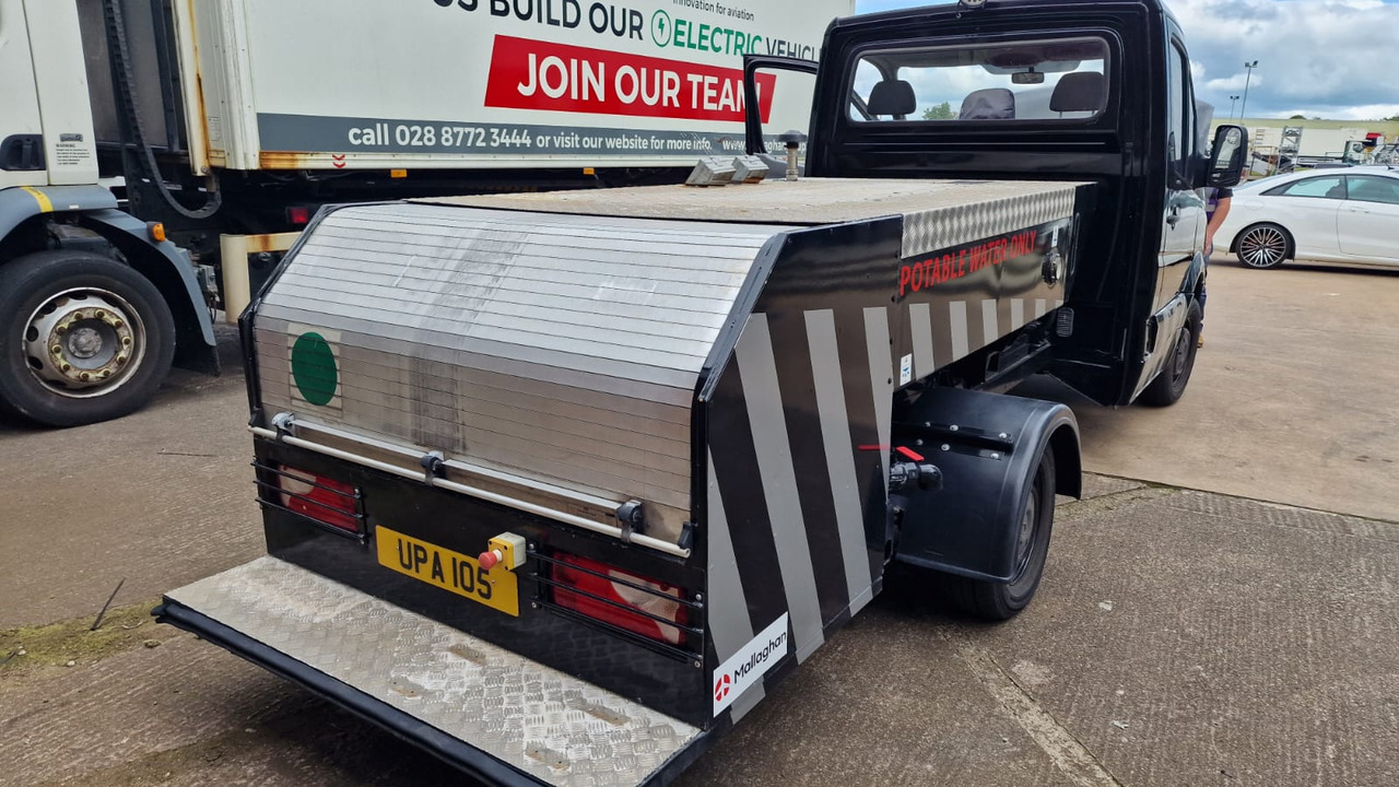 Mallaghan Water Truck WSU1000 - Peralatan pendukung darat: gambar 3 Mallaghan Water Truck WSU1000 - Peralatan pendukung darat: gambar 3