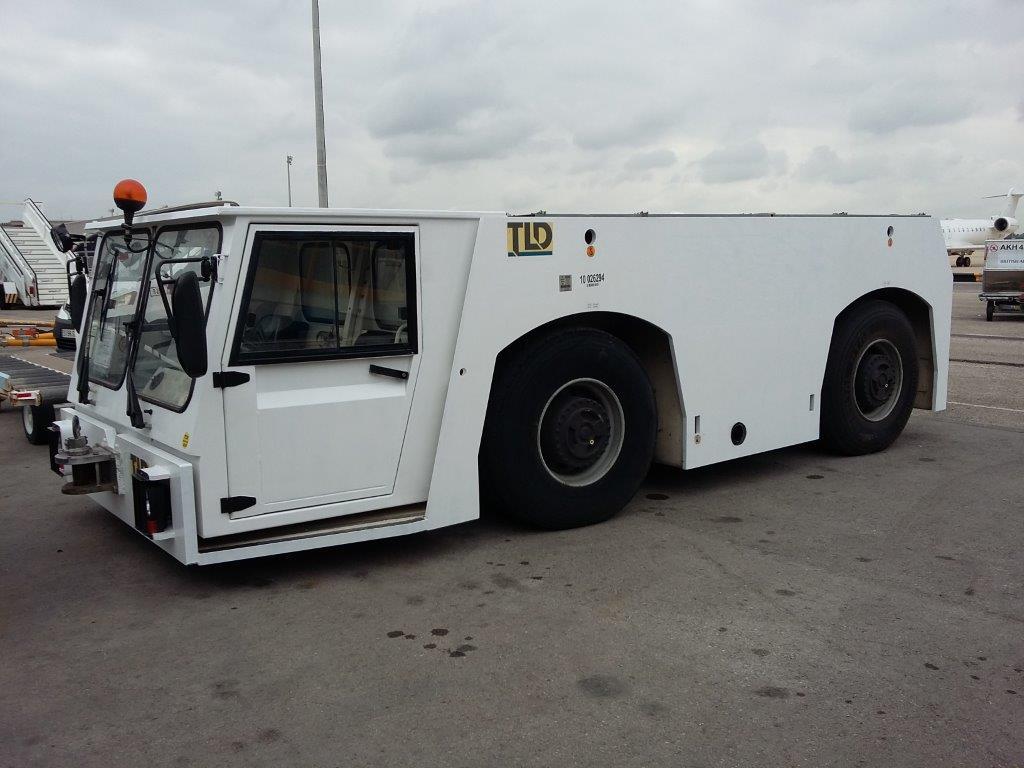 Pushback TLD TMX400-27 - Traktor mundur: gambar 1 Pushback TLD TMX400-27 - Traktor mundur: gambar 1