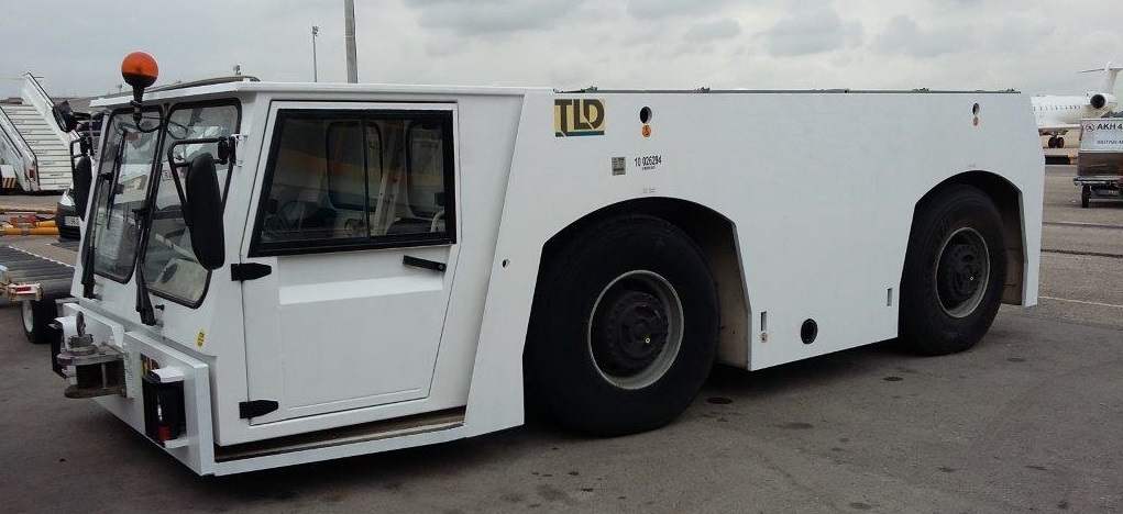 Pushback Tractor TLD TMX400-26 - Traktor mundur: gambar 2 Pushback Tractor TLD TMX400-26 - Traktor mundur: gambar 2