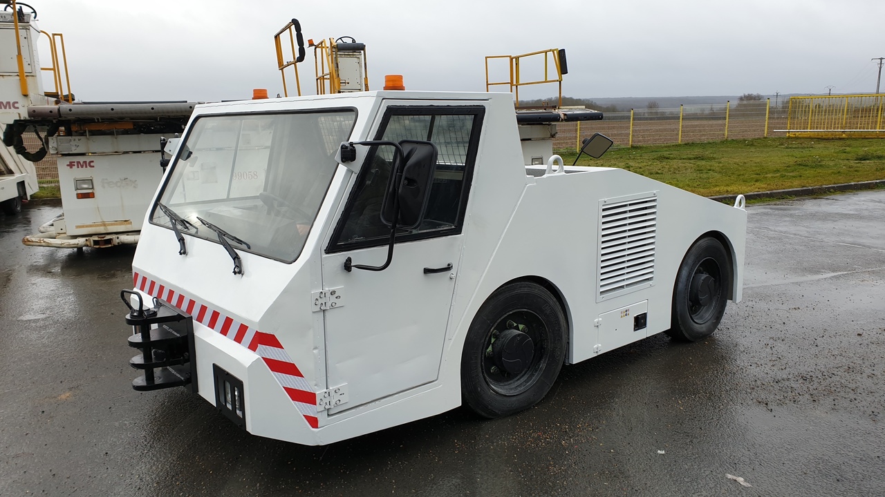 SOVAM K100 - Traktor mundur: gambar 3 SOVAM K100 - Traktor mundur: gambar 3