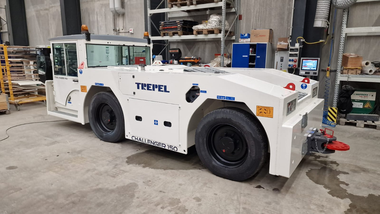 TREPEL Challenger 150 - Traktor mundur: gambar 1 TREPEL Challenger 150 - Traktor mundur: gambar 1