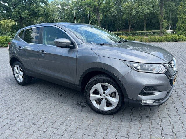 Nissan Qashqai 1.2 - Mobil SUV: gambar 2 Nissan Qashqai 1.2 - Mobil SUV: gambar 2