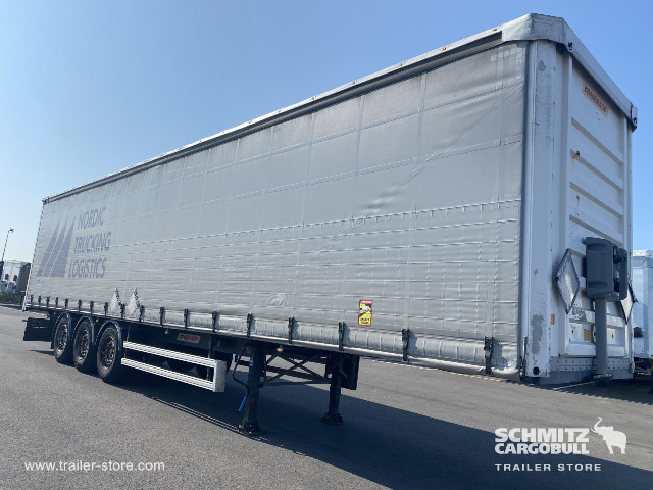FRUEHAUF Curtainsider Standard - Semi-trailer dengan terpal samping: gambar 1 FRUEHAUF Curtainsider Standard - Semi-trailer dengan terpal samping: gambar 1