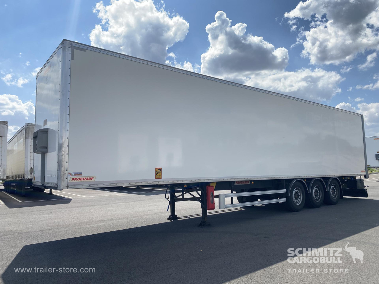 FRUEHAUF Dryfreight Standard Roller shutter door - Semi-trailer kotak tertutup: gambar 1 FRUEHAUF Dryfreight Standard Roller shutter door - Semi-trailer kotak tertutup: gambar 1